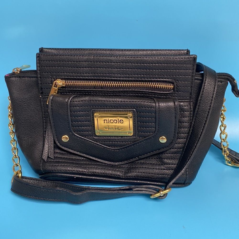 🔥HOST PICK🔥 Nicole Miller black vegan leather crossbody shoulder bag purse